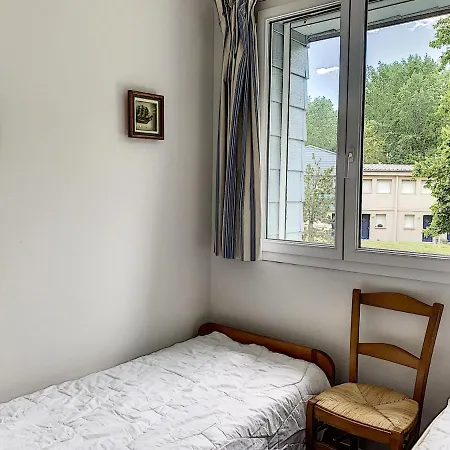 Duplex Avec Terrasse Près De La Et Commerces - - Fr-1-361-374 * Saint-Pair-sur-Mer