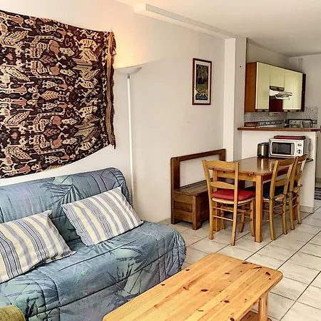 Duplex Avec Terrasse Pres De La Et Commerces - - Fr-1-361-374 *