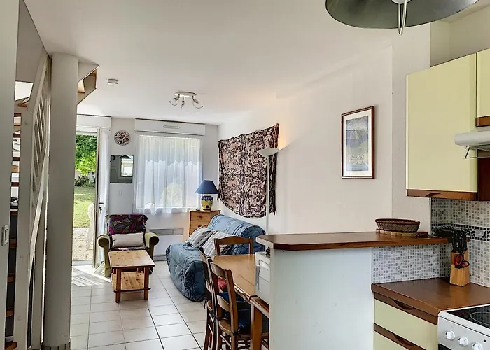 Apartament Duplex Avec Terrasse Pres De La Et Commerces - - Fr-1-361-374